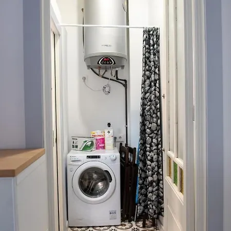 Hauzify I Misse Apartment